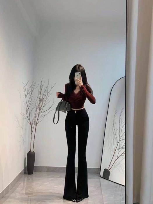 Джинсы черные клещ