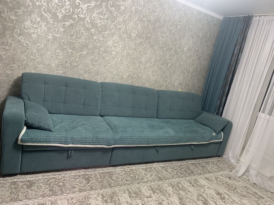 Продам диван в зал или гостинную