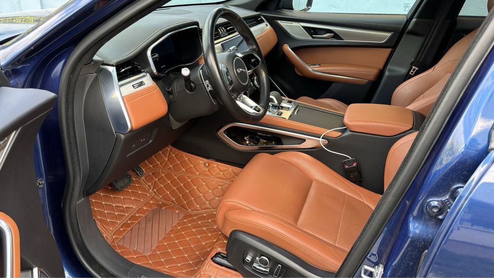 Jaguar FPace P 250 AWD R DYNAMIC