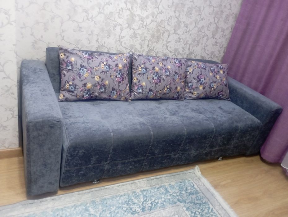 Диван 2.25 метра синий