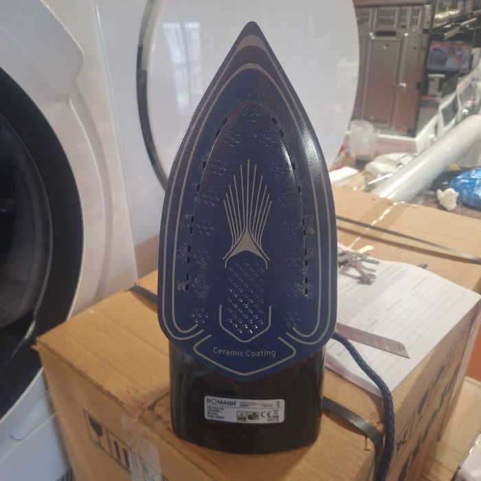 Парна ютия 2800 вата внос от Германия