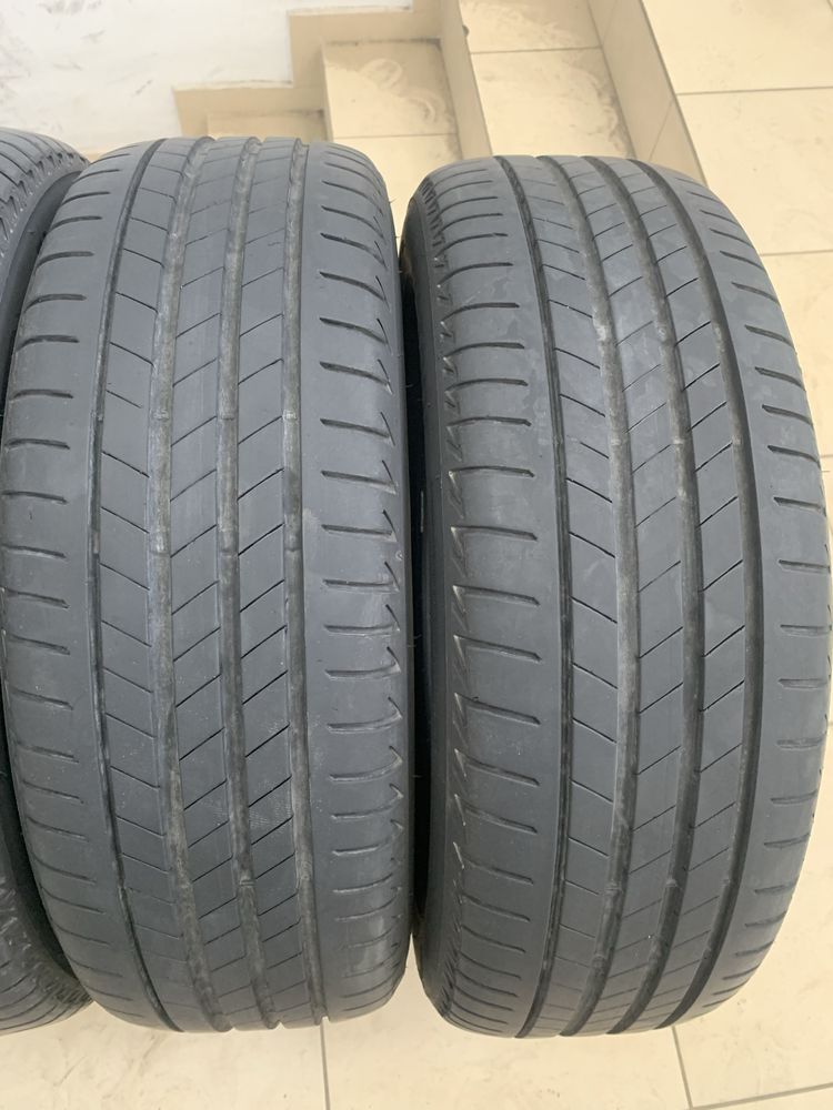 Автомобилни гуми 185/65/15 Bridgestone Turanza