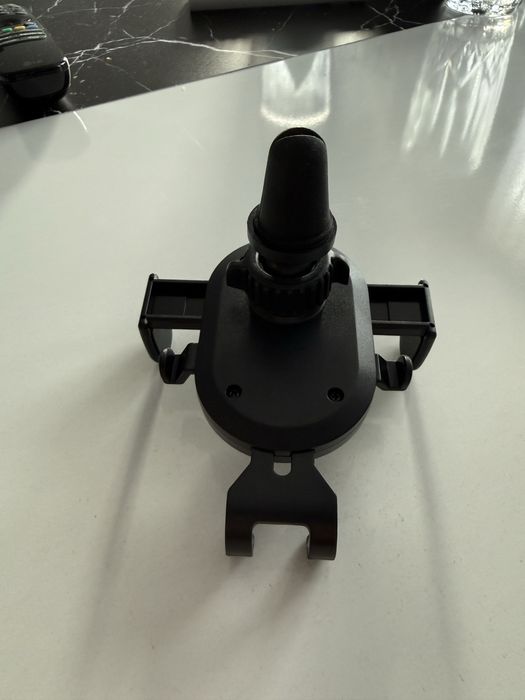 Стойка за телефон за автомобил