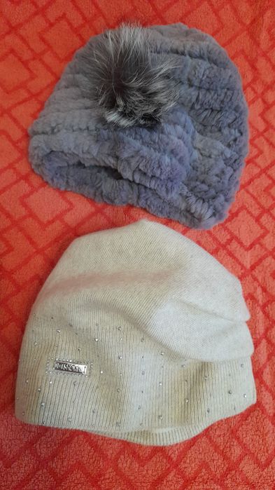 Продам шапки и кепки женские