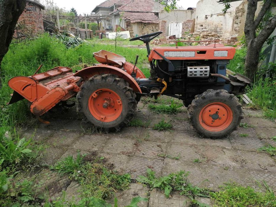 Kubota B6000 4x4