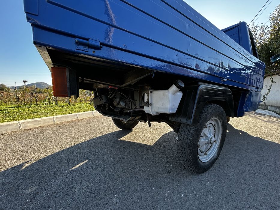 Piaggio Ape   703