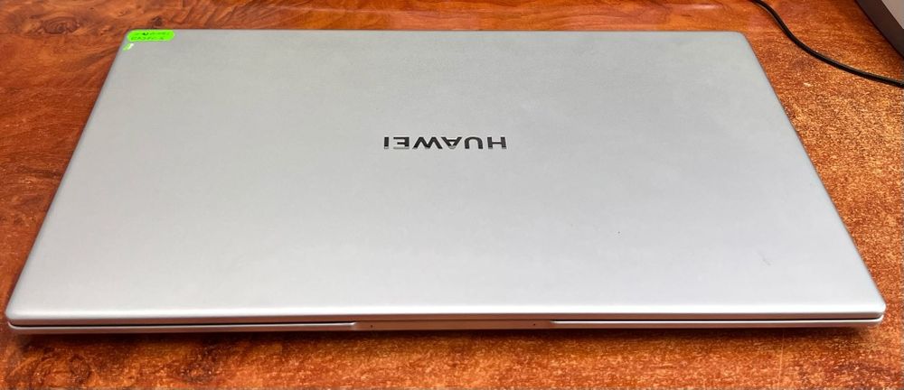 Laptop Huawei !!