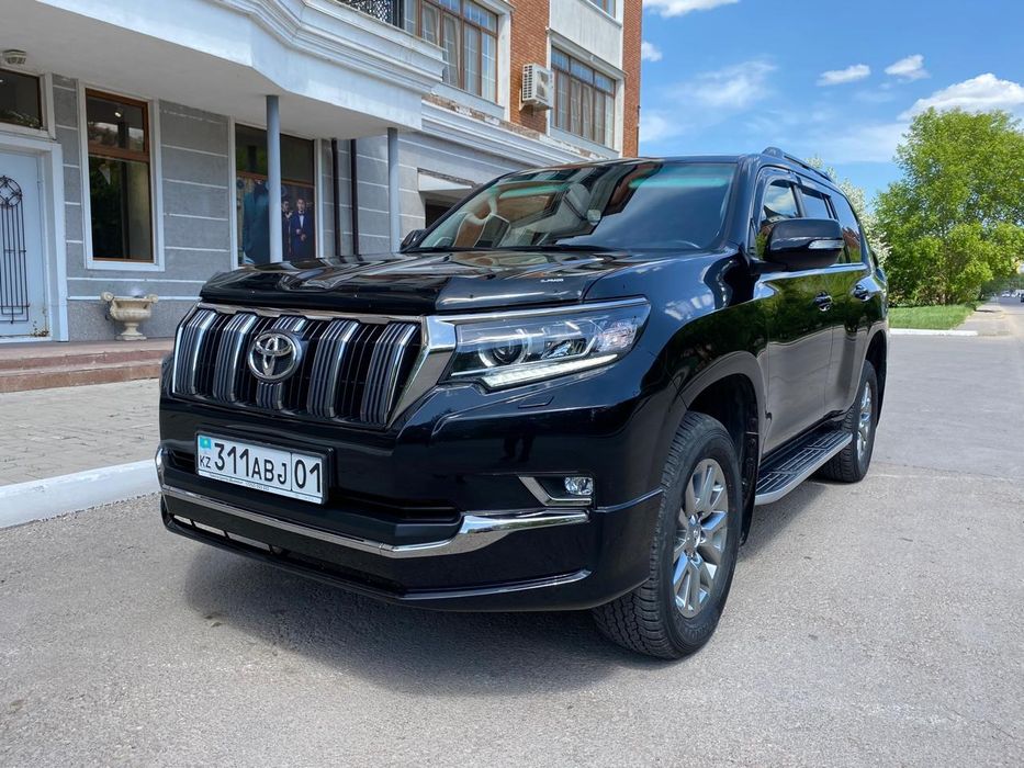 Аренда авто, прокат, внедорожник, джип TOYOTA LAND CRUISER с водителем