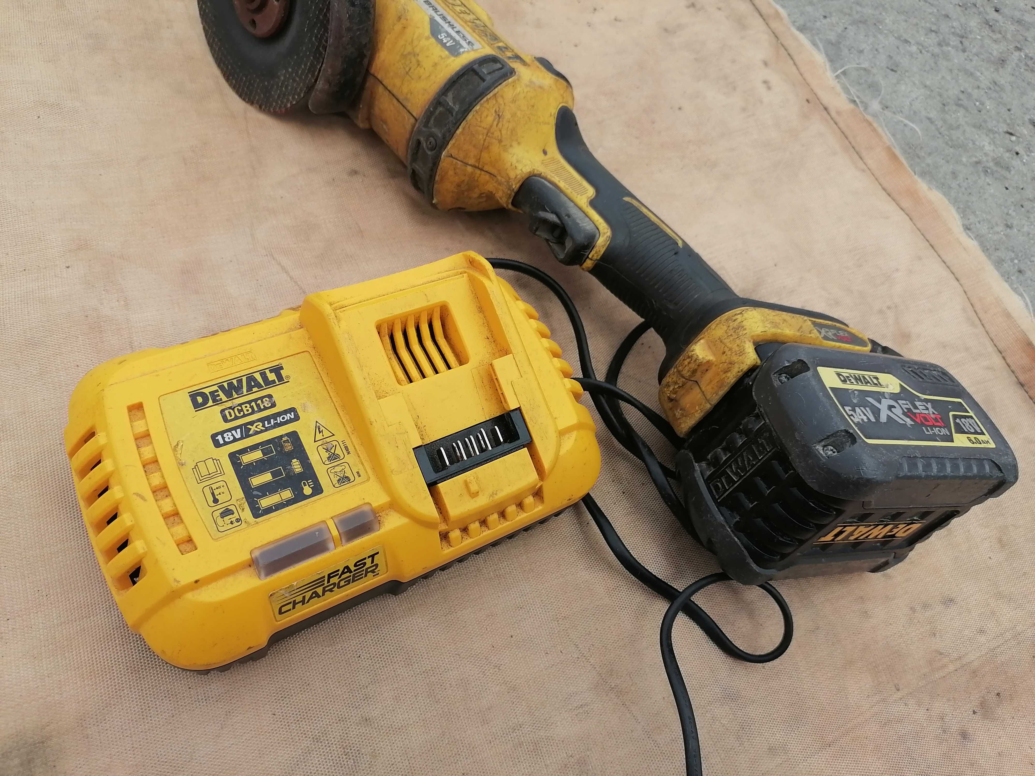 Flex mare Dewalt Brushless DCG414 54V/6ah import Germania