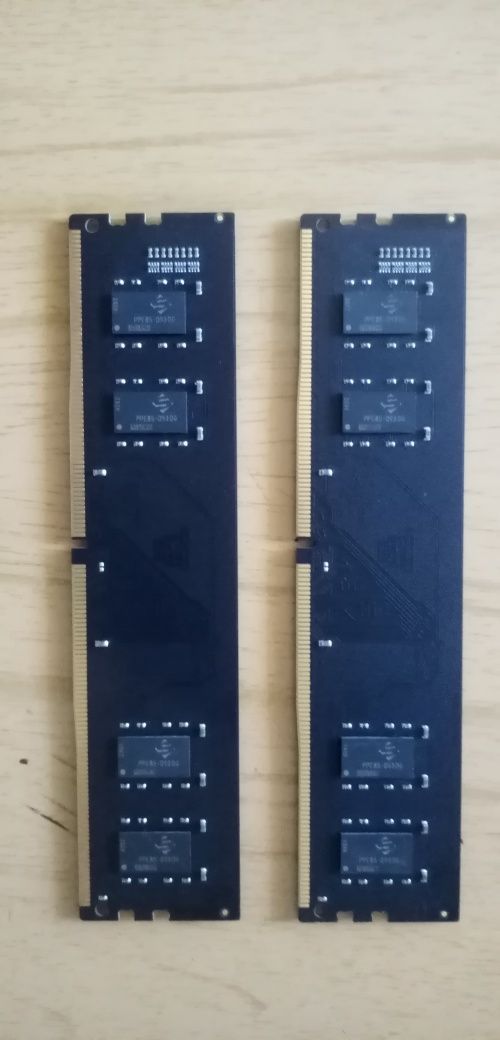 Оперативная память. DDR4. 2 по 4ГБ