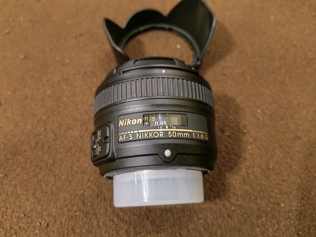 Nikon D5300 + accesorii.