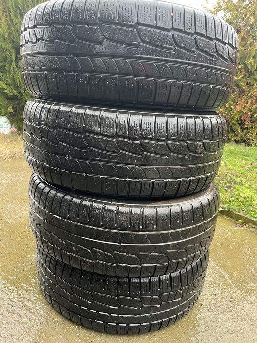 Гуми за джип NOKIAN 255-65-17