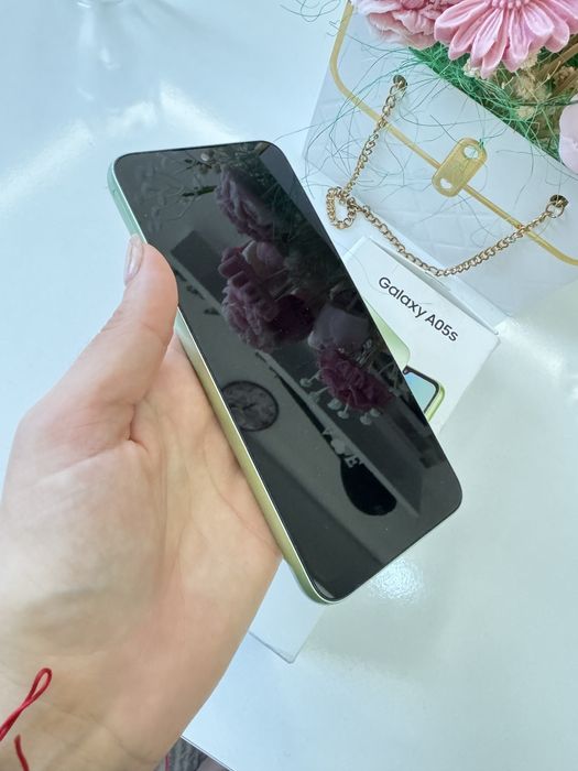 Samsung A05s продава се зелен