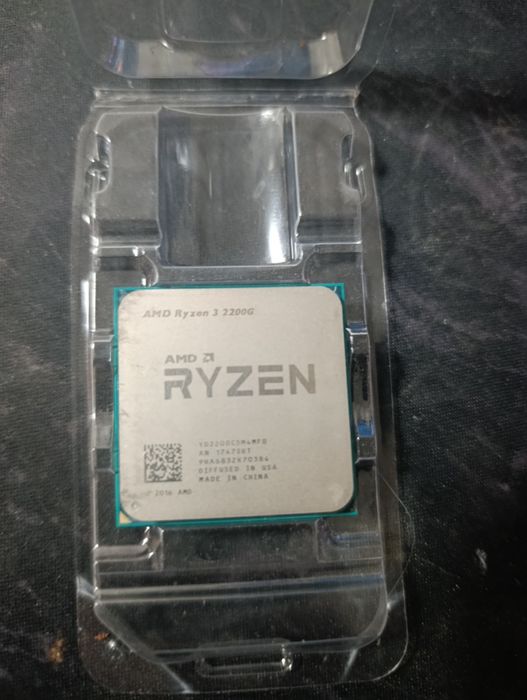 Проц Ryzen 3 2200G