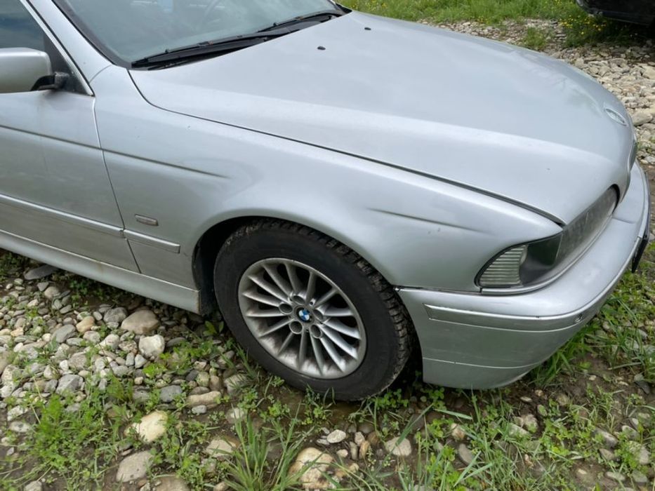 piese bmw e39 Facelift 520d 2002 telefon interior panouri mahon trimuri motor cutie volanta ambreaj radiator jante roti R 16 17 5x120 alutec  capota bara aripa far usa ceasuri bord