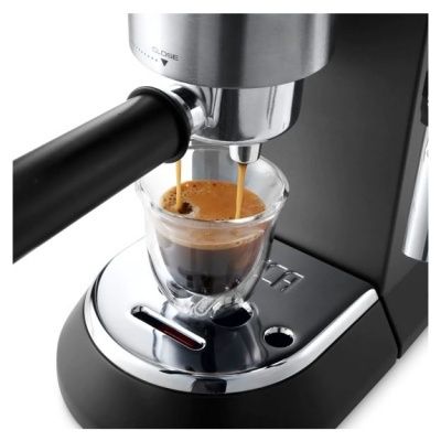 Kofe mashinasi EC685.BK