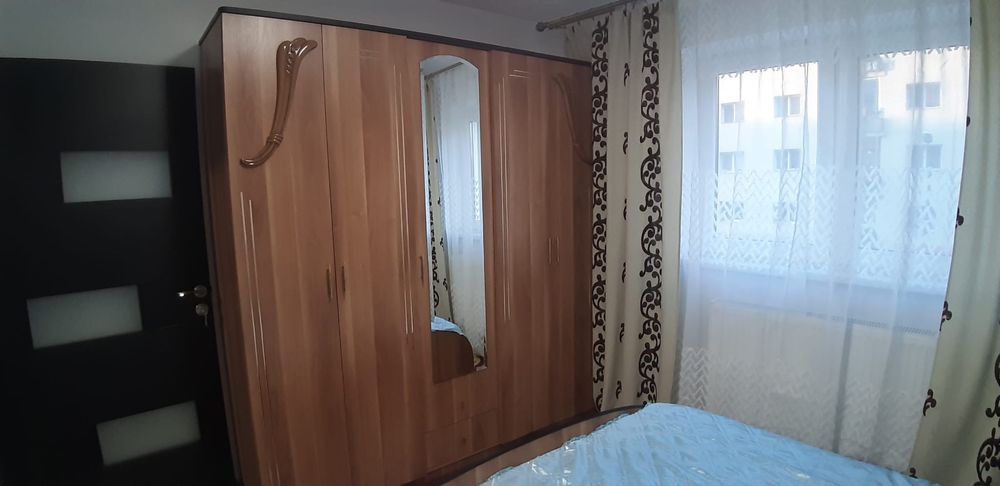 Apartamnet de inchiriat , zona Han