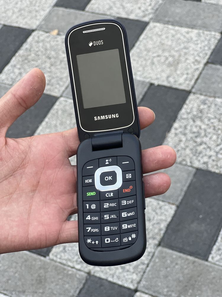 Samsung Gusto 3 GSM
