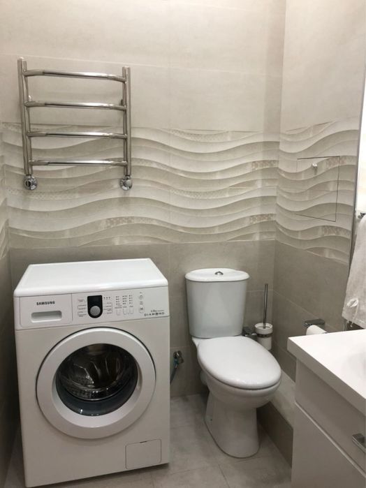 Продаётся 1в2 комнатная. Ц-7, ЦУМ