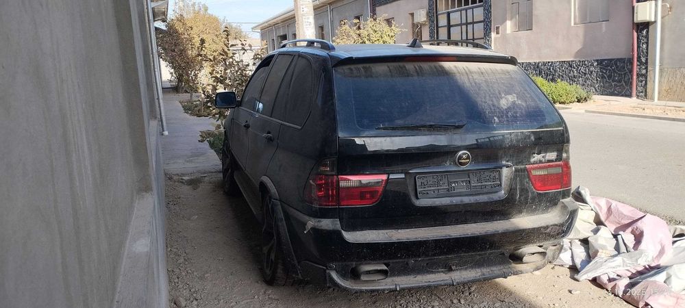 Продаю bmw x5 2000