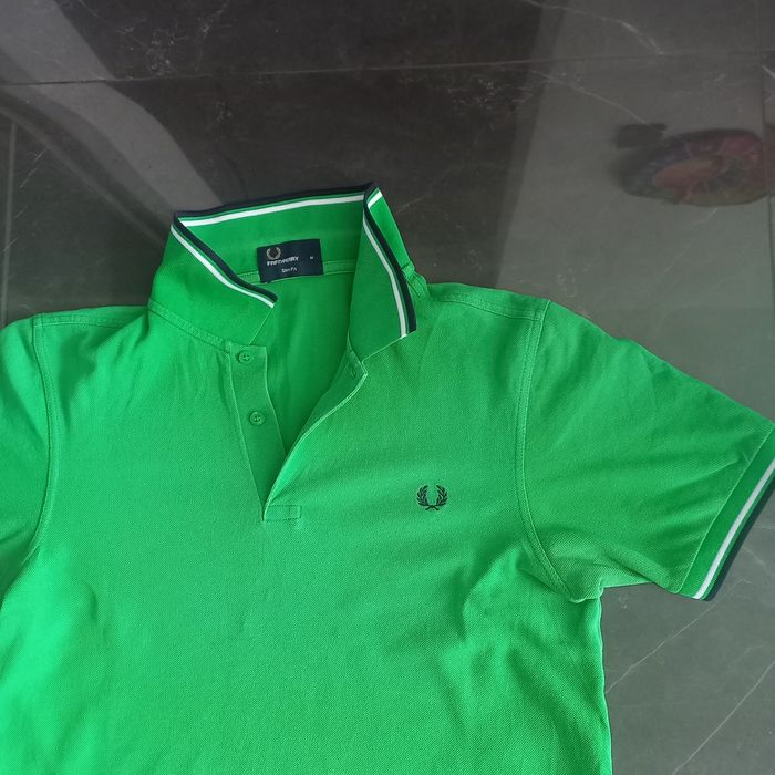 Vând tricou  fred perry