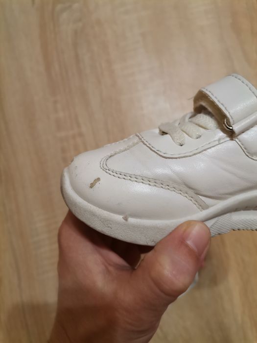 Детски обувки Sinsay 22 и 24