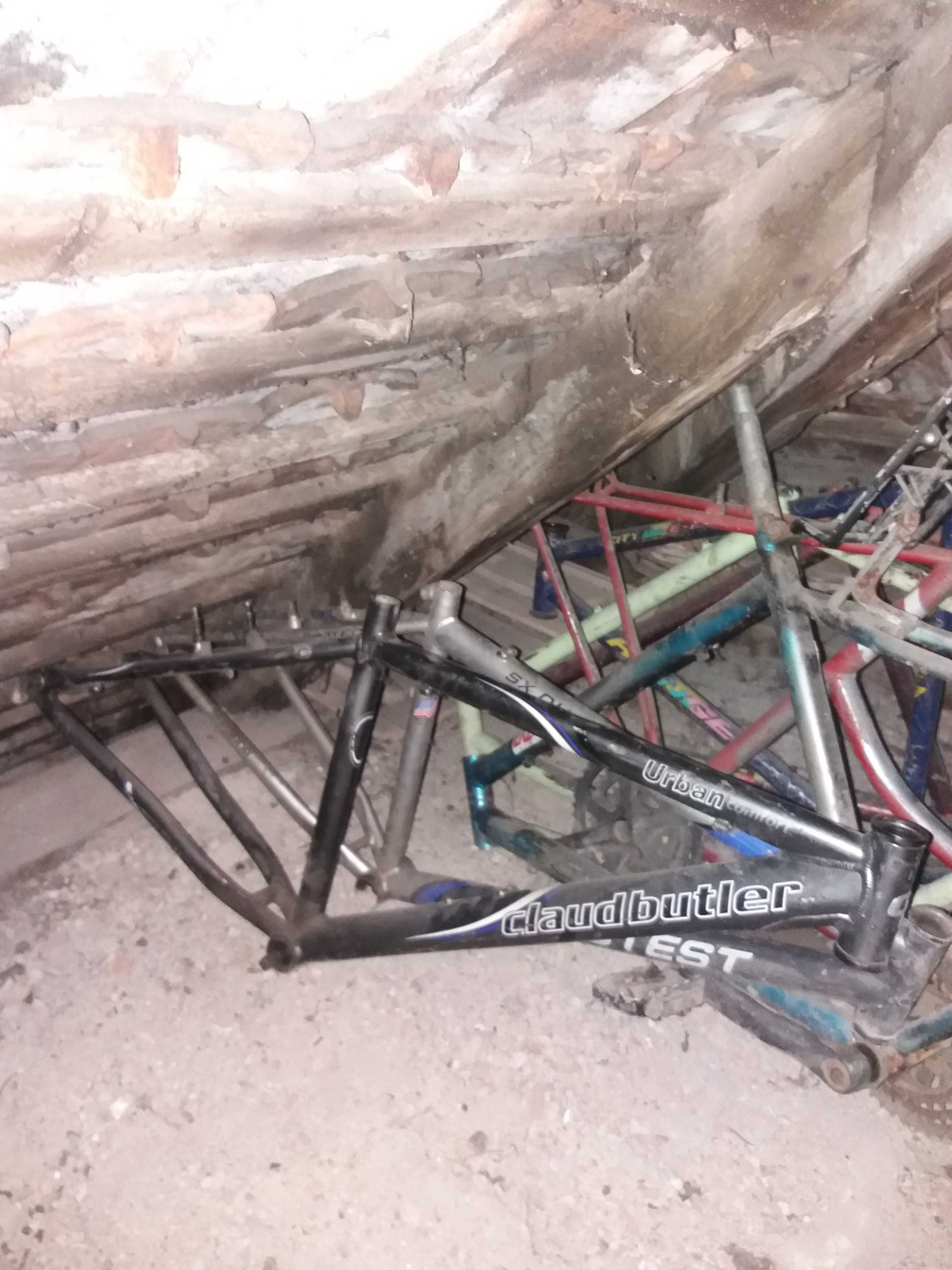 Cadru mtb 26 din aluminiu claud buttler si cadre din otel