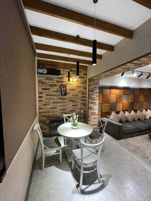 Ц-4
Ор-р: кафе “Централ”, м. Абдулла Кадырий
3/1/4
70 м², кирпич