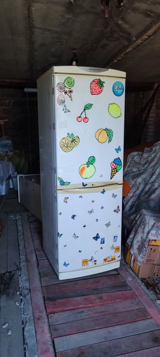 Продам холодильник LG