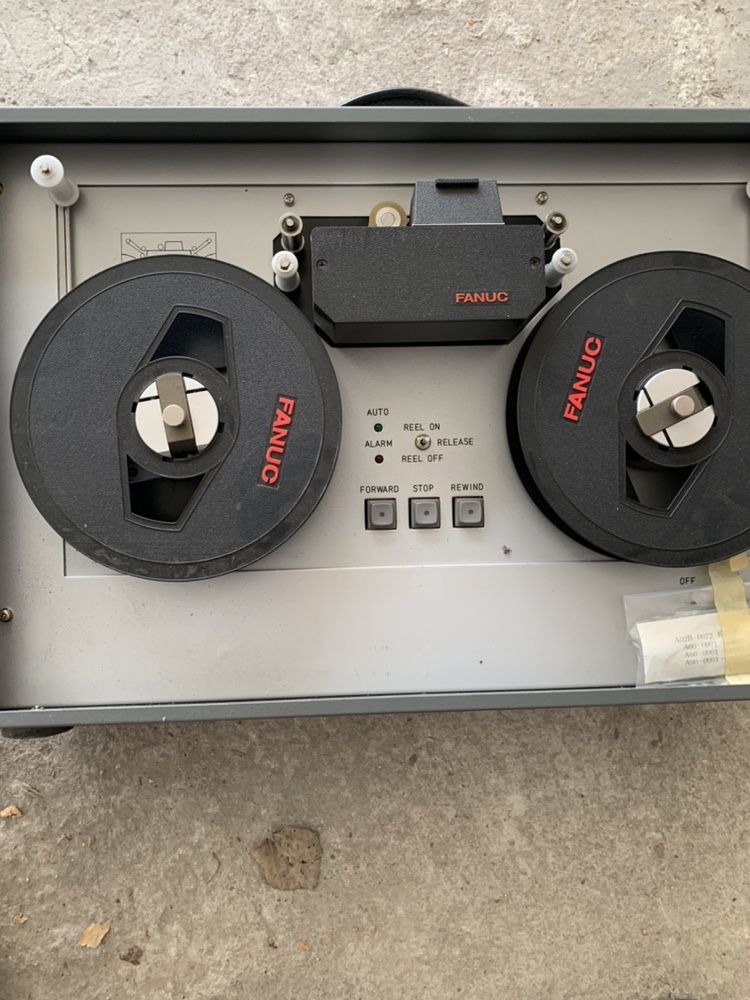 Fanuc tape reader