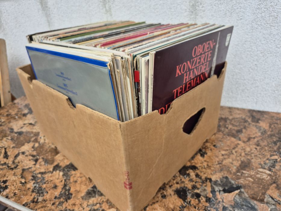 Vând 150LP Discuri Vinil colectie muzica clasica compozitori celebrii