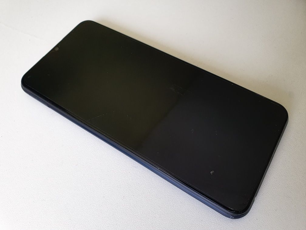 Смартфон VIVO V2026