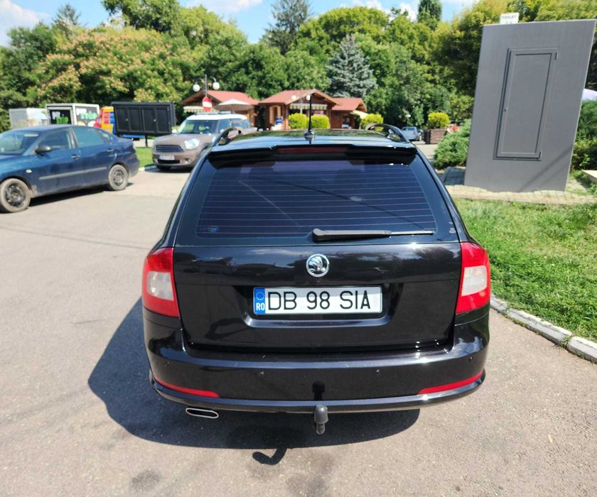 Skoda Octavia II Facelift VRS Black edition (model) 1.6 TDI An 2012