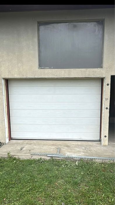 Usi de garaj sectionale