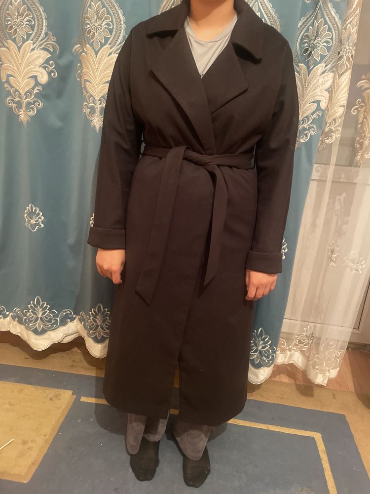 Продам зимную курту, и пальто