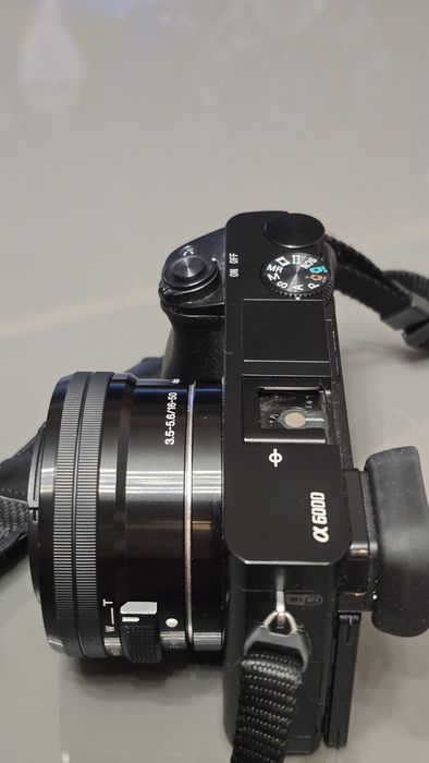 Sony A6000, obiectiv 16-50, f/3,5-5,6