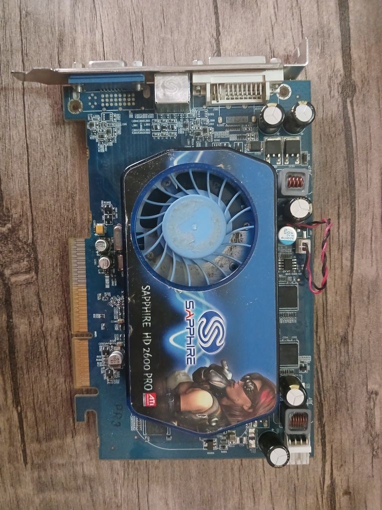 Саз DDR3 Видеокарта 1 гега и 512 мб Nvidia GT630 HDMI