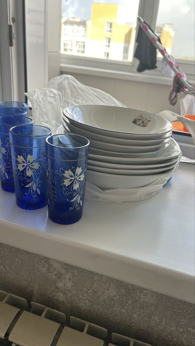 Посуда (тарелки, стаканы)