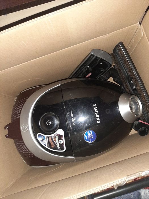 Пылесос самсунг в рабочем состояний