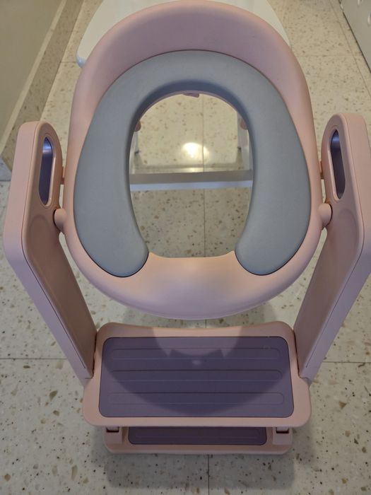 Reductor WC copii cu scarita pliabila si sezut moale Babysnugg