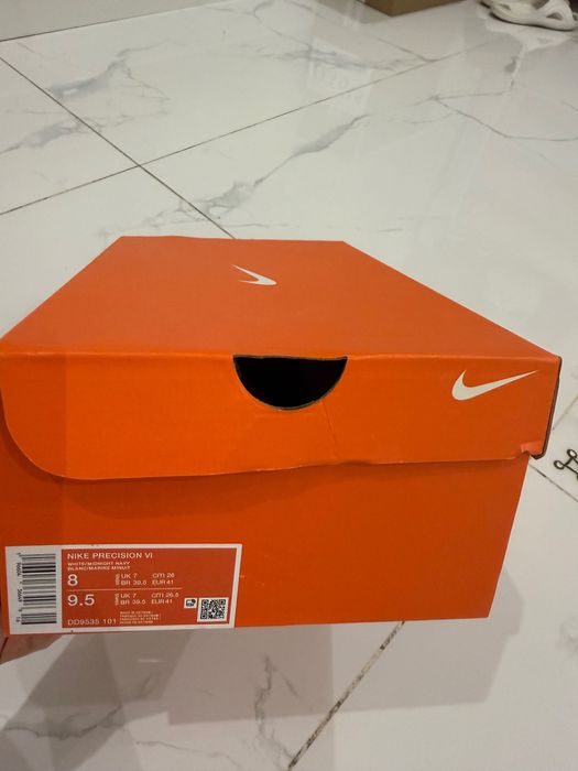 Кроссовки Nike новые