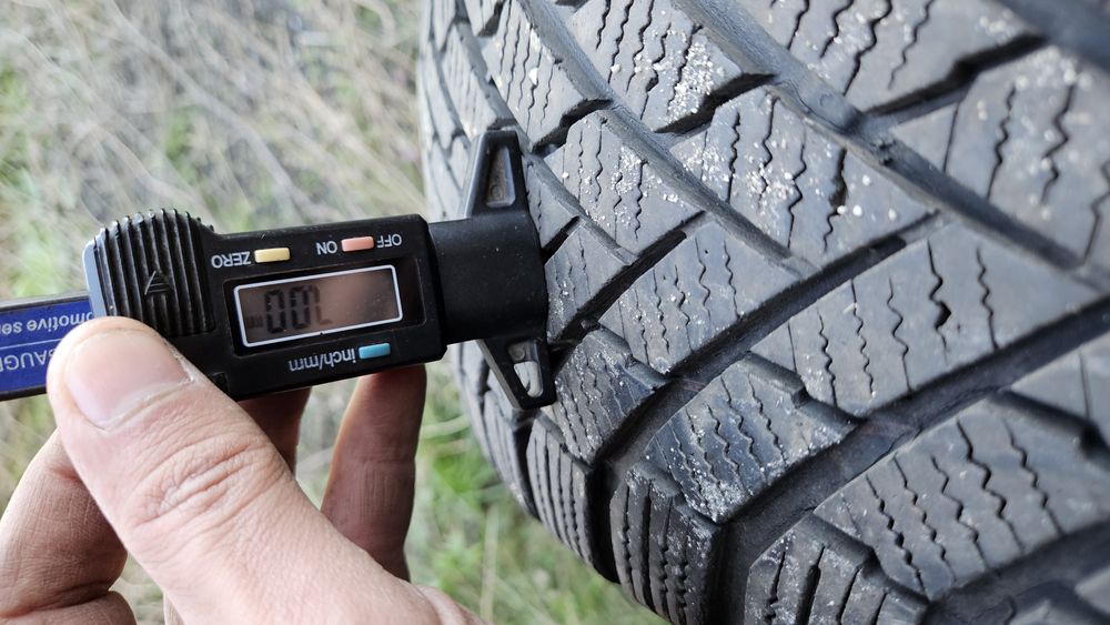 2бр гуми 205 55 16 континентал