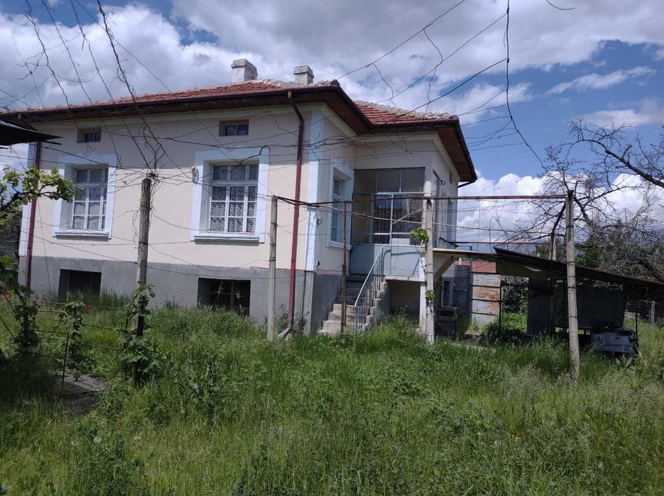Къща в село Богдан о. Пловдив