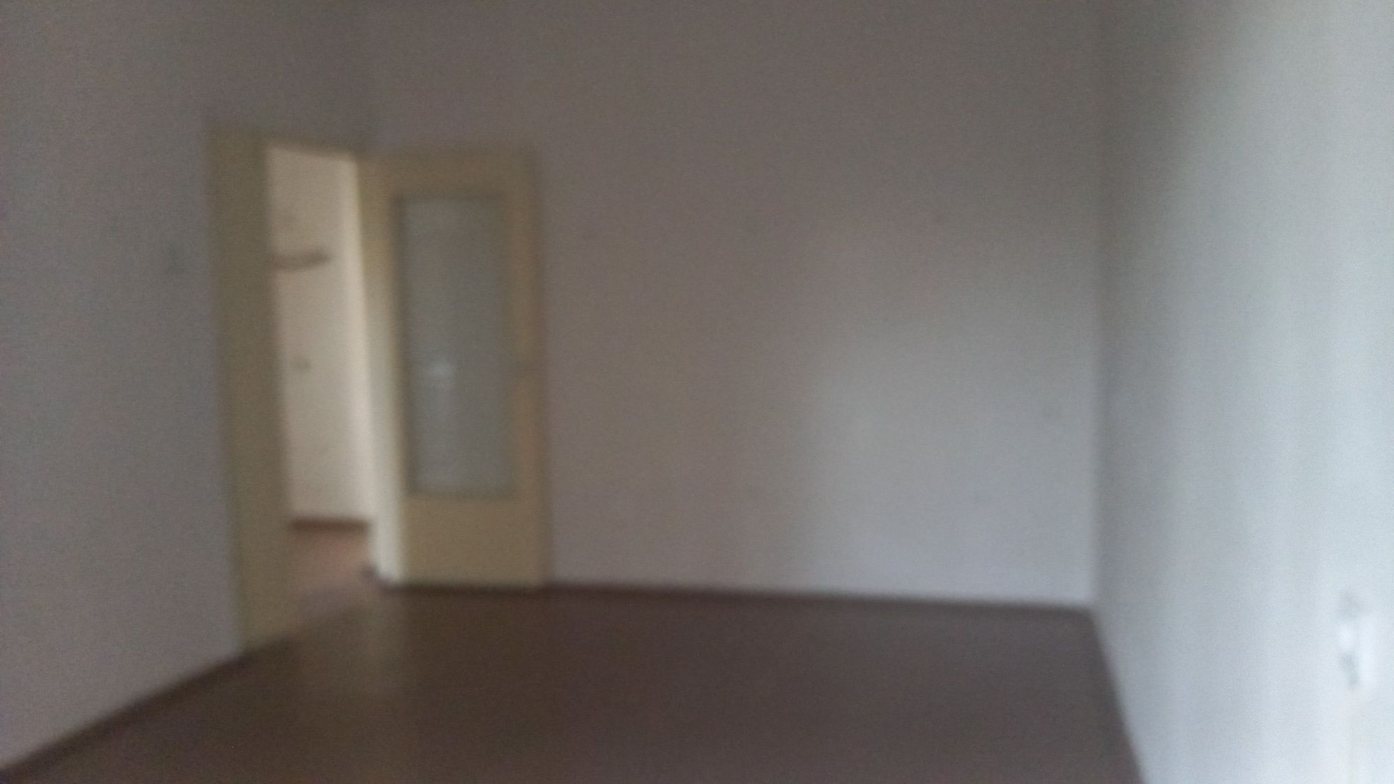 Продам 2 комнатную в Таразе