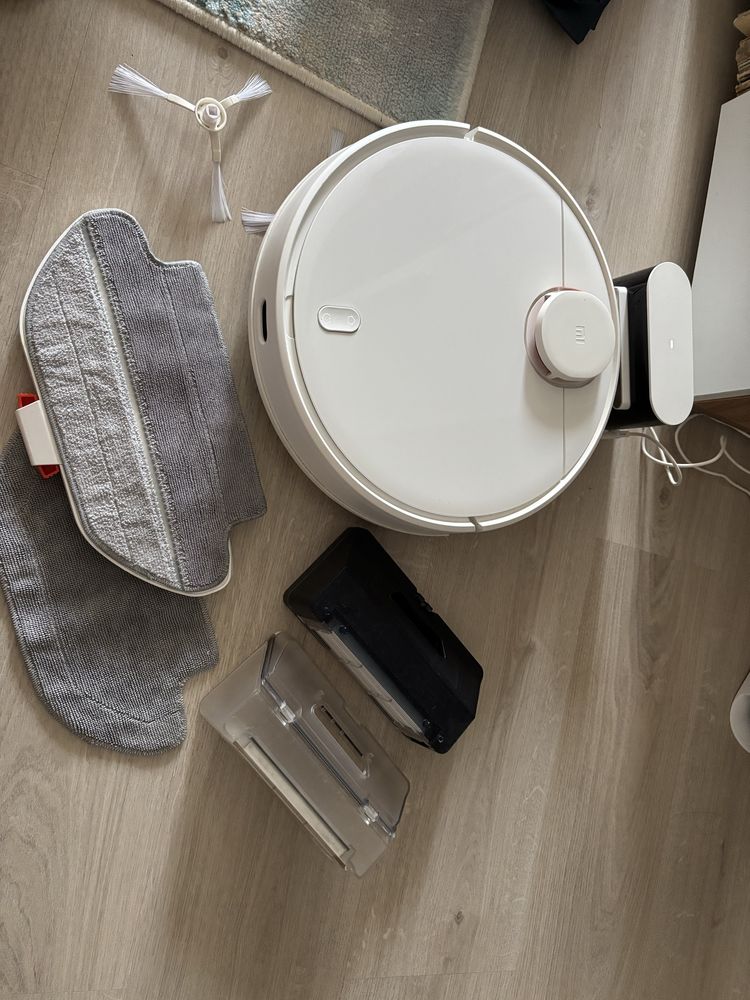 Mi Robot Vacuum Mop Pro