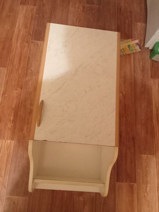 Подвесная полка на кухню