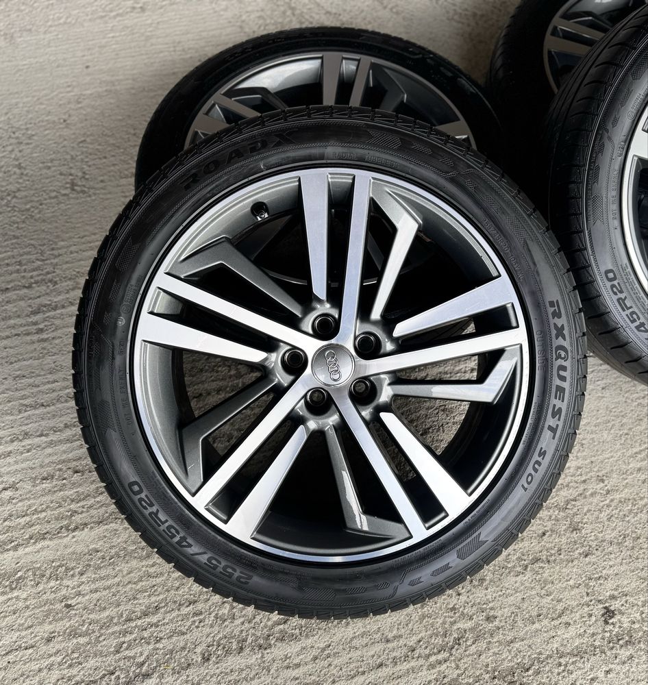 Jante Audi Q5 R20 SQ5 FY Originale Anvelope de vara 90%
