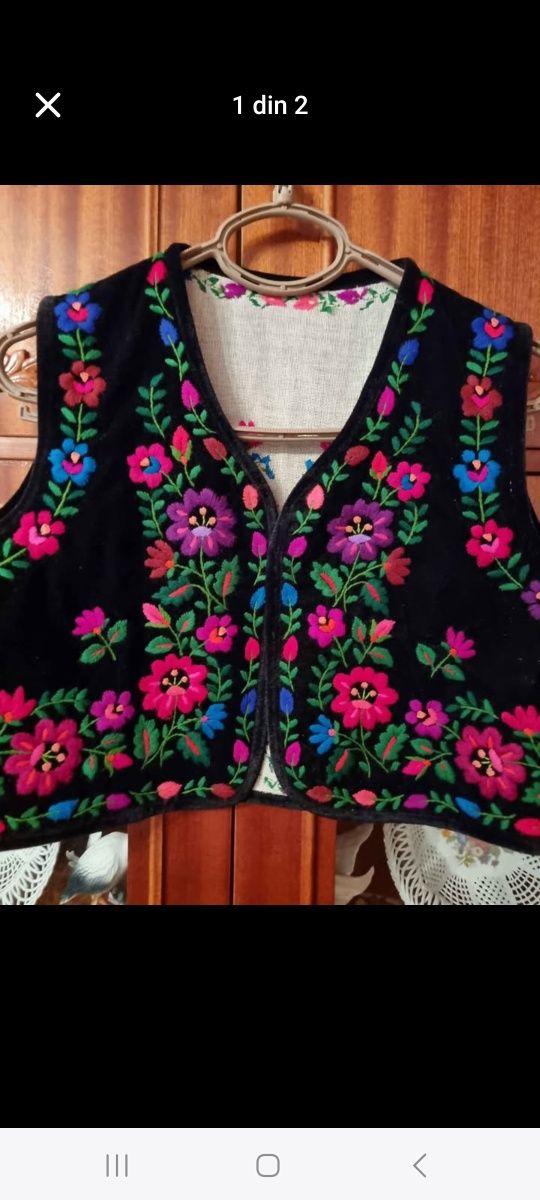 Vesta costum popular