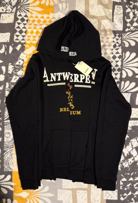 Vetements Antwerpen split hoodie