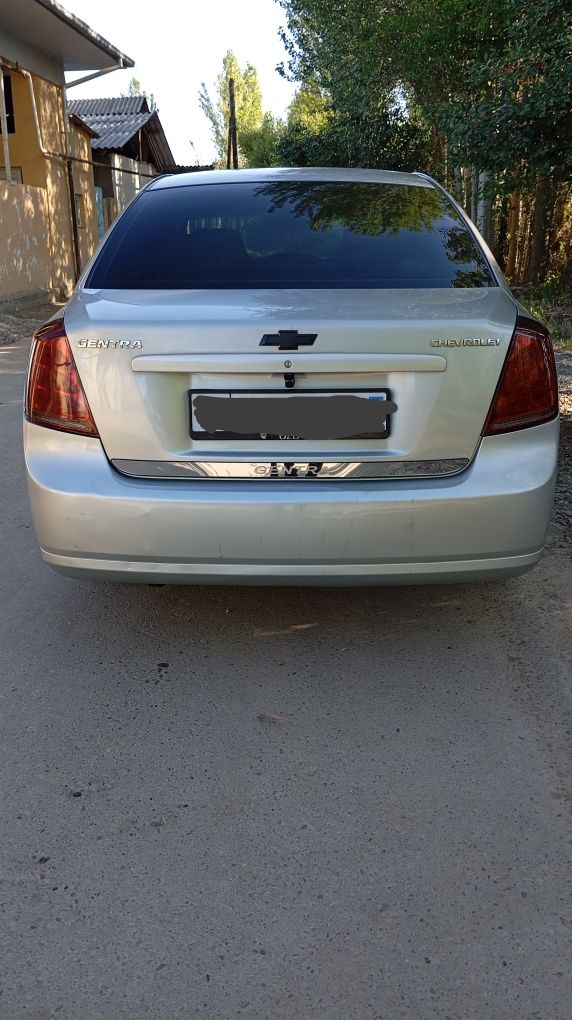 Lasetti 1,8 jentra qilingan